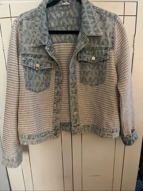 Light Blue Denim-Trim Waffle Knit Women's Jacket